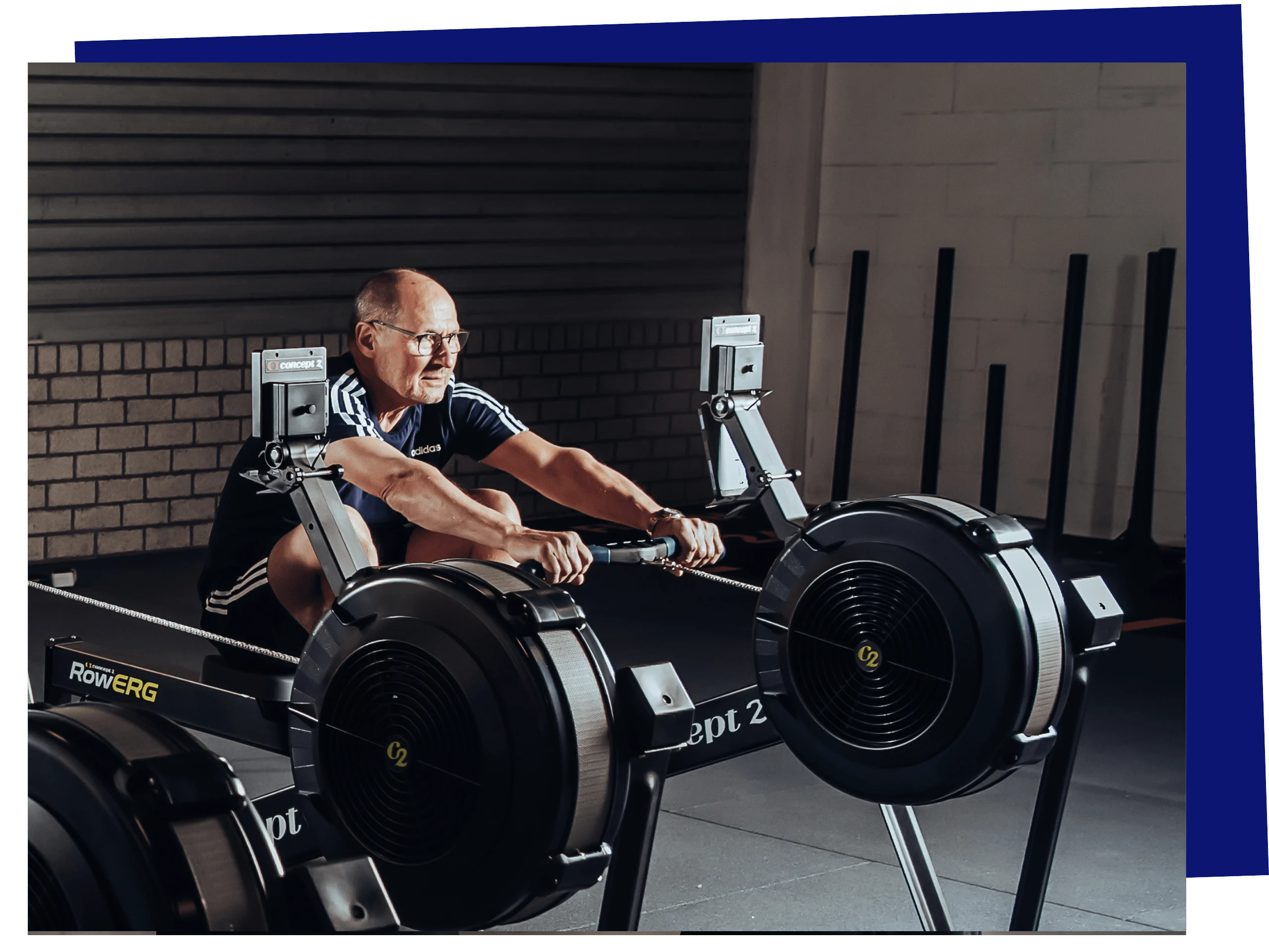 trainen met een personal trainer in onze gym met moderne faciliteiten voor conditie en spierkracht